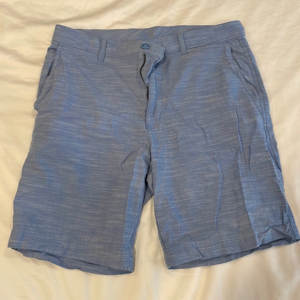 Heather blue size 33 round tree and York shorts